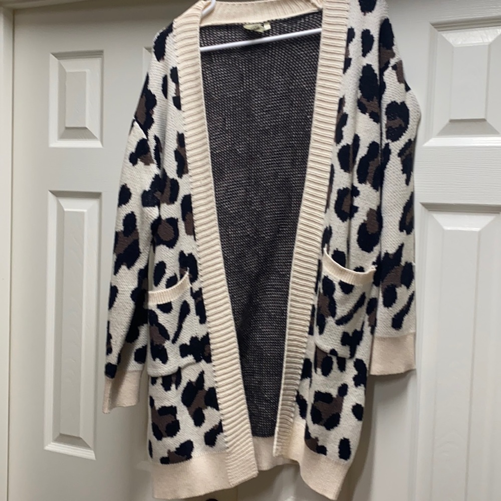 Animal Print Cardigan S/M
